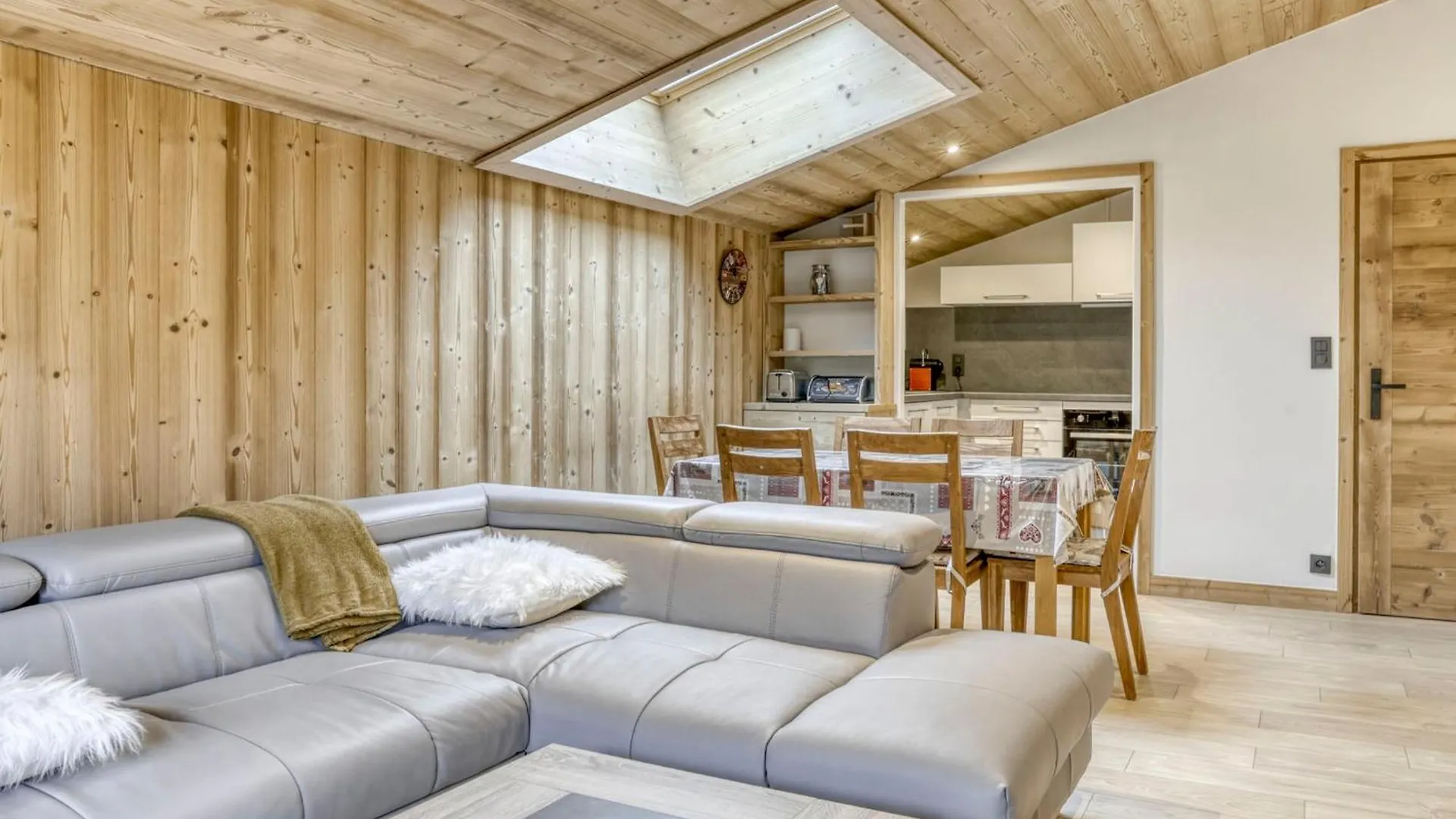Appartement Renove 2 Chambres, Balcon Expose Sud, Wi-Fi, Parking, Pres Du Centre Megeve - Fr-1-453-318