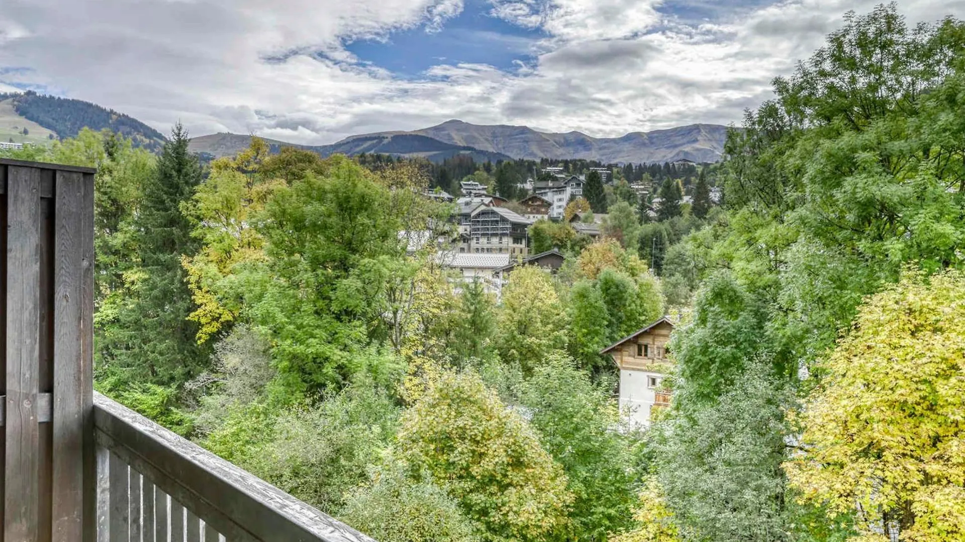 Appartement Renove 2 Chambres, Balcon Expose Sud, Wi-Fi, Parking, Pres Du Centre Megeve - Fr-1-453-318 Apartment