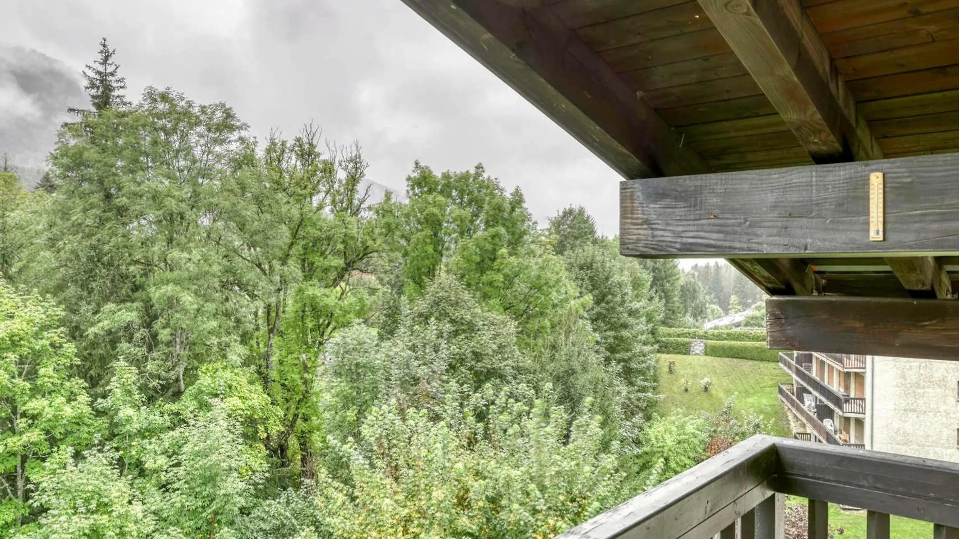 Appartement Renove 2 Chambres, Balcon Expose Sud, Wi-Fi, Parking, Pres Du Centre Megeve - Fr-1-453-318 0*,  France